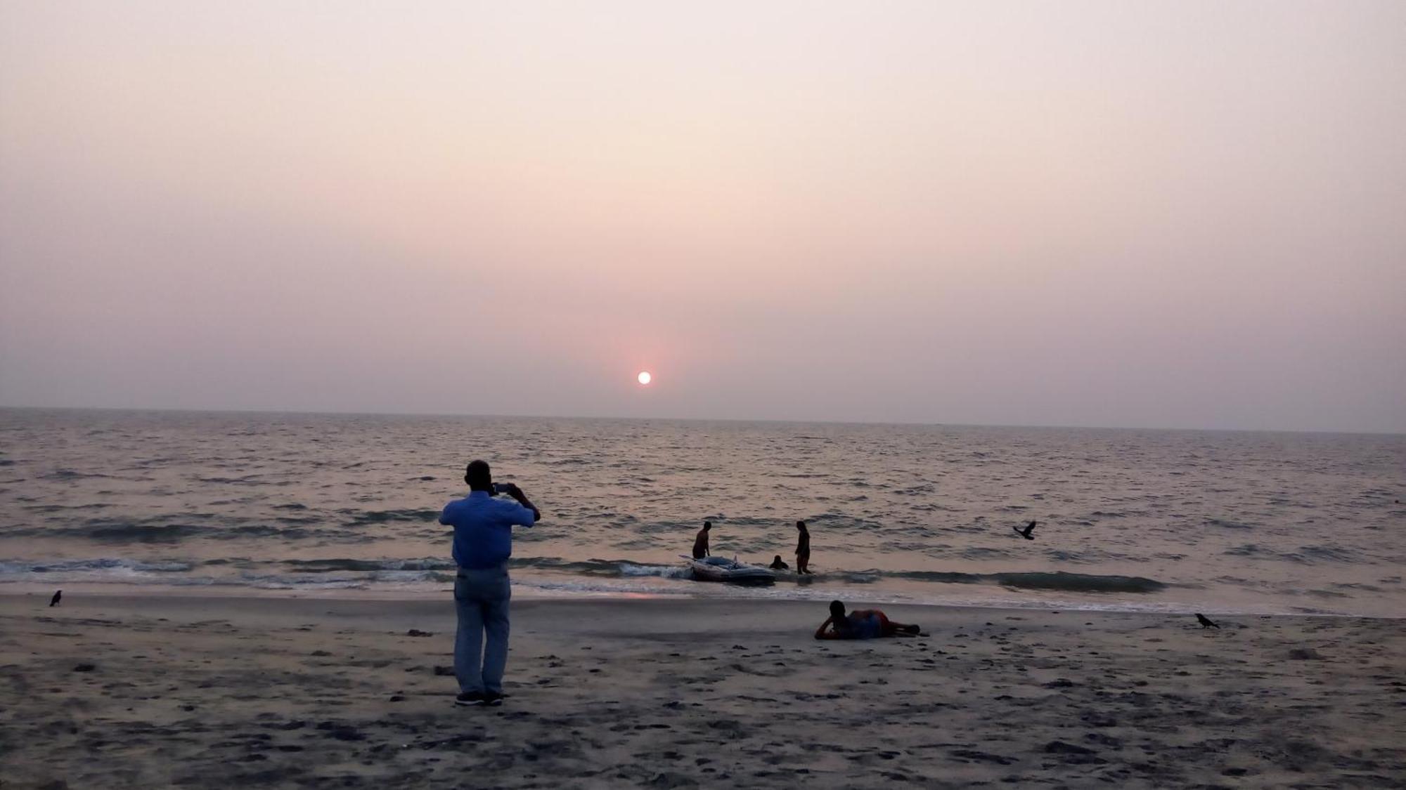 Sea Breeze Beach Home Stay Alappuzha Exterior foto