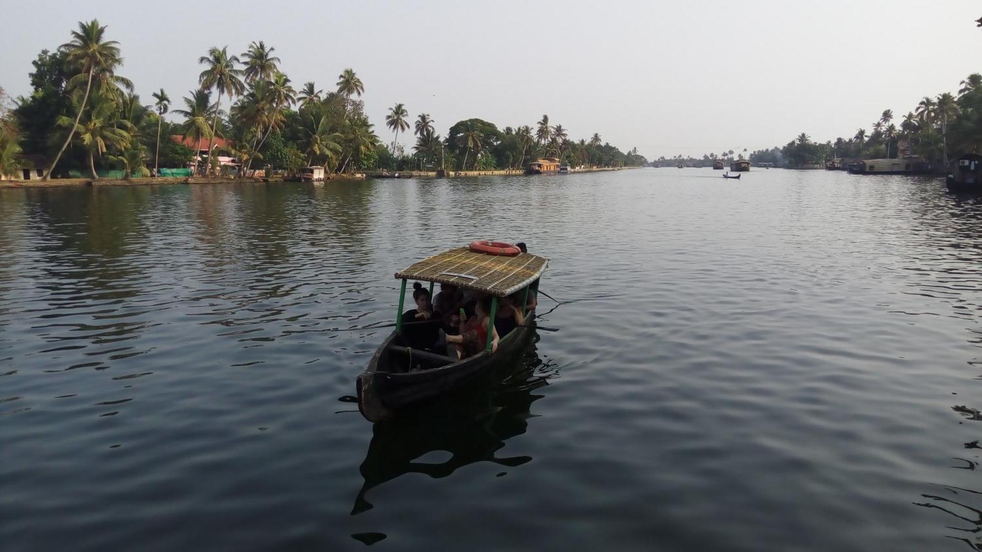 Sea Breeze Beach Home Stay Alappuzha Exterior foto